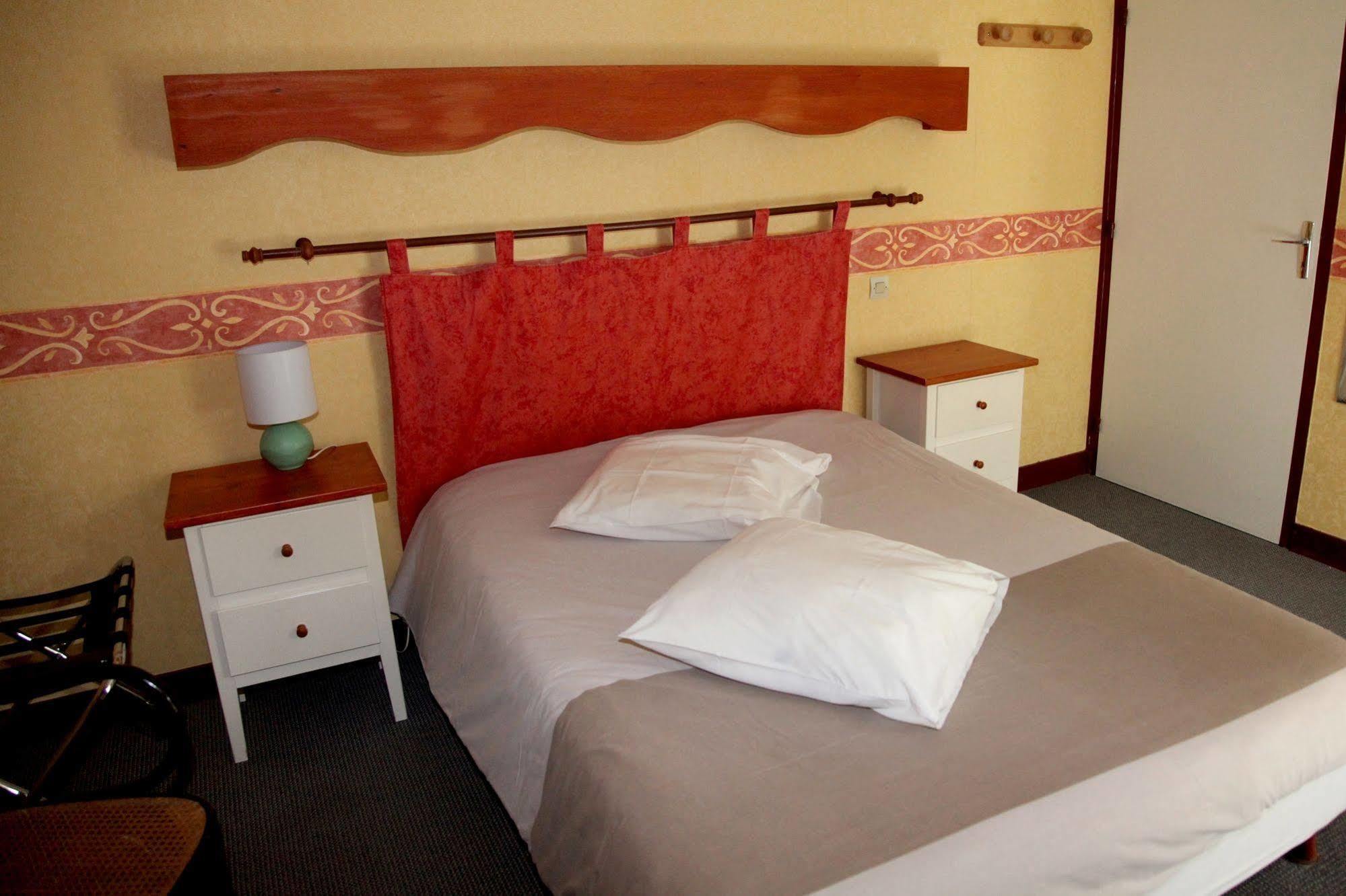 La Demeure Du Perron Hotel Quettehou Eksteriør billede